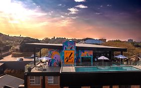 Zar Hotel
